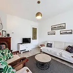 Maison No Catiau - *